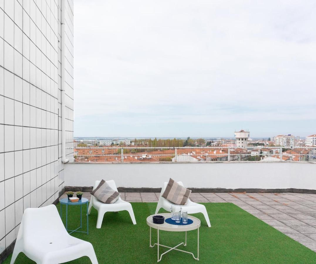 Apartament 8Rooftop - T2 Com Terraco E Vista Para As Salinas! Aveiro Zewnętrze zdjęcie